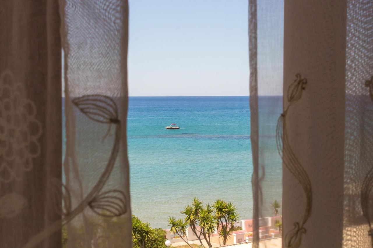 Villa Sarina Полика Екстериор снимка