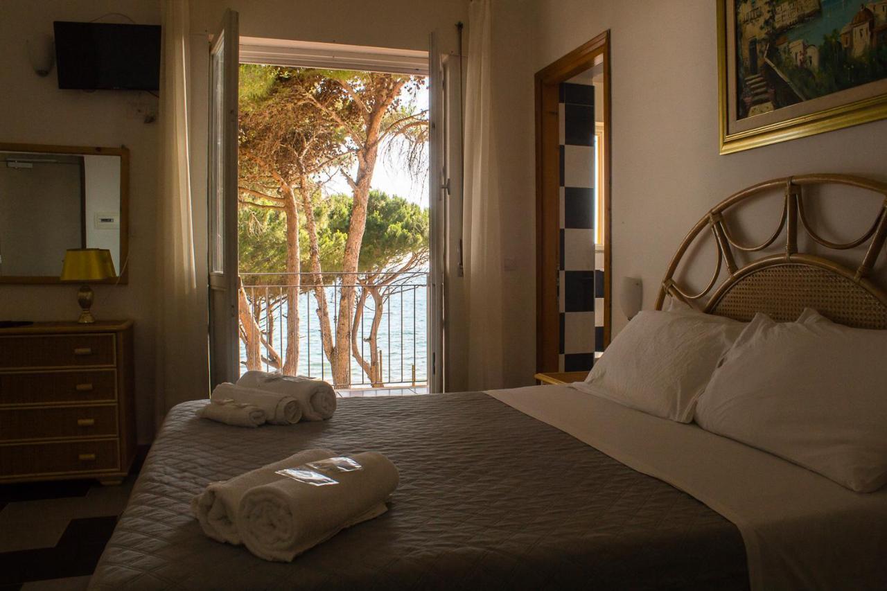 Villa Sarina Полика Екстериор снимка