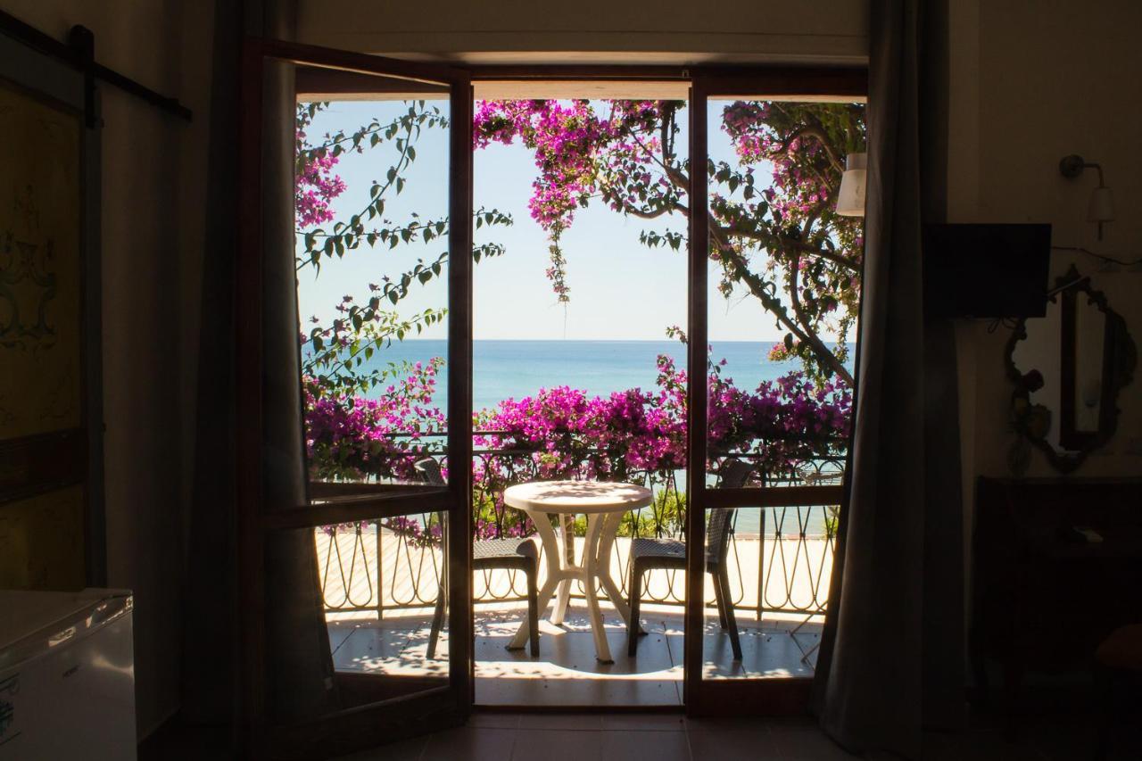 Villa Sarina Полика Екстериор снимка