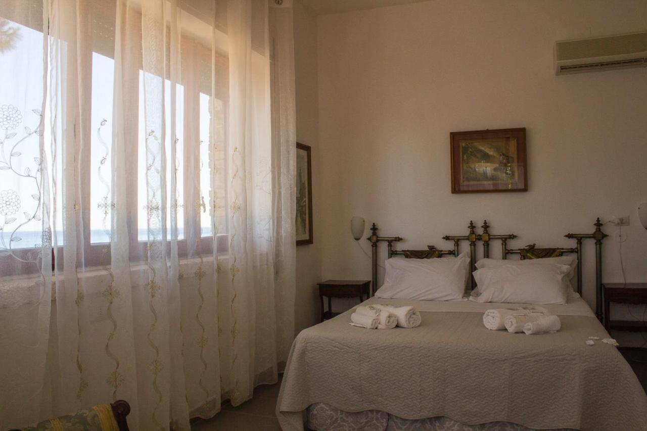 Villa Sarina Полика Екстериор снимка