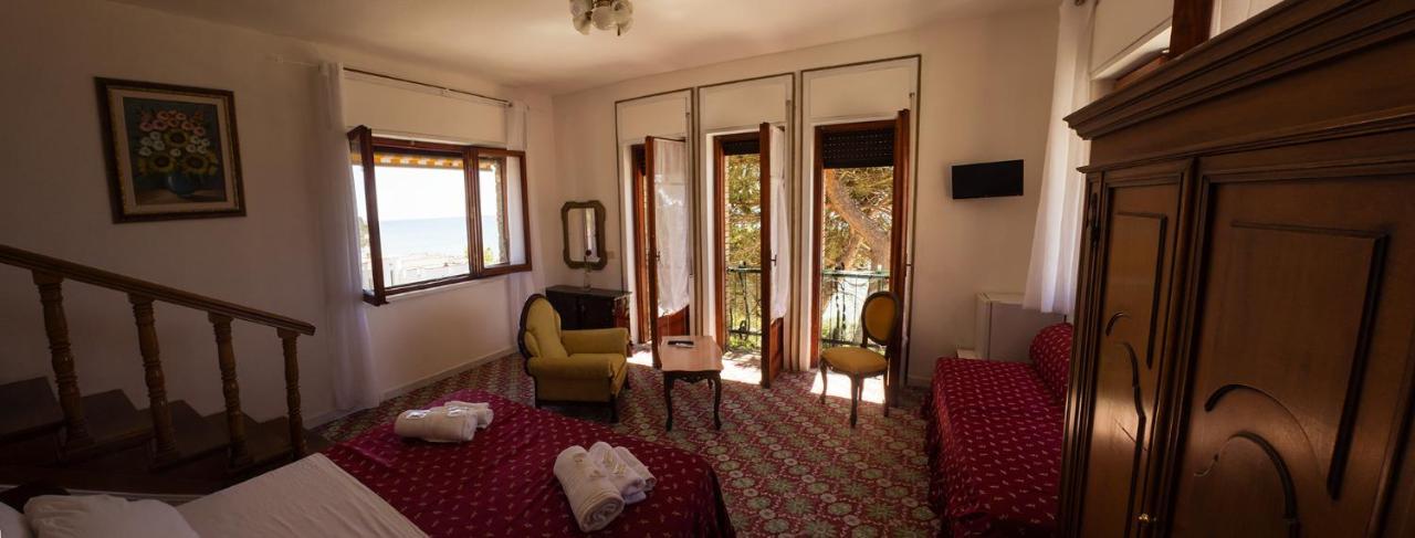 Villa Sarina Полика Екстериор снимка