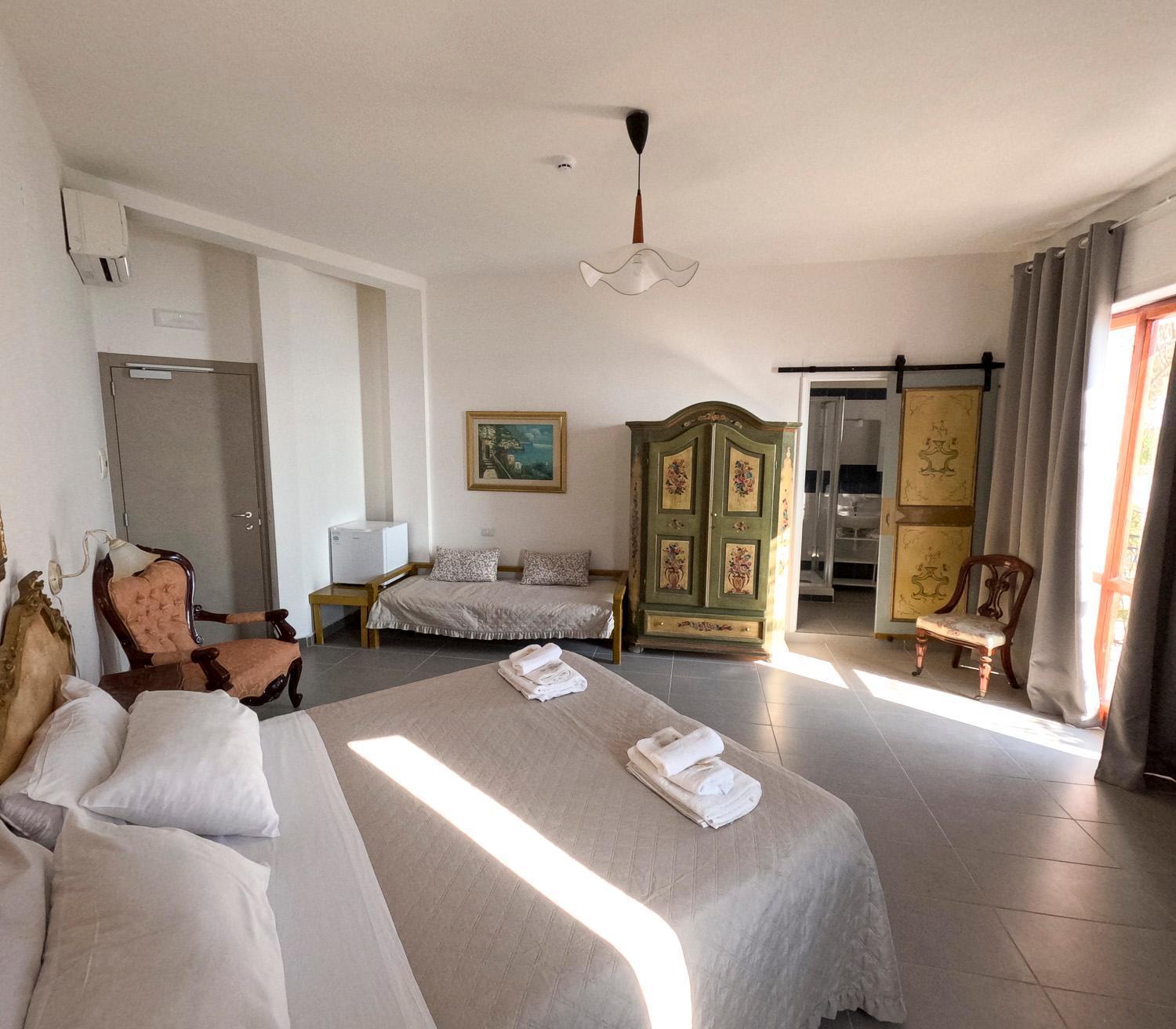Villa Sarina Полика Екстериор снимка